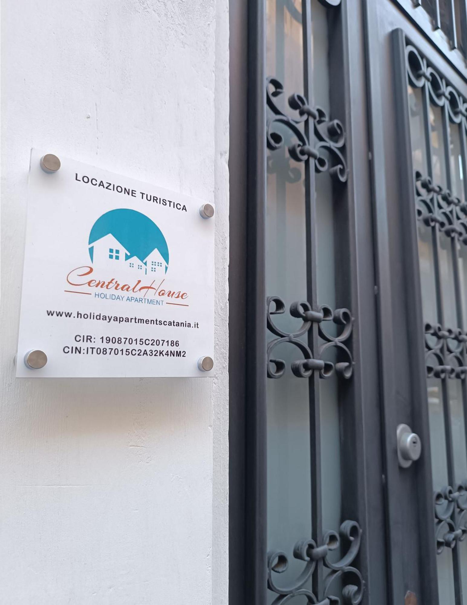 Central House Catania Exterior photo